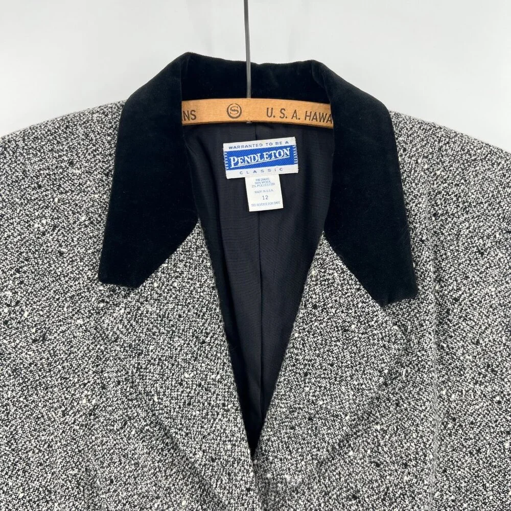Pendleton Wool Blazer Size 12 Black Velvet Collar Vintage Made in USA Office - Picture 4 of 7
